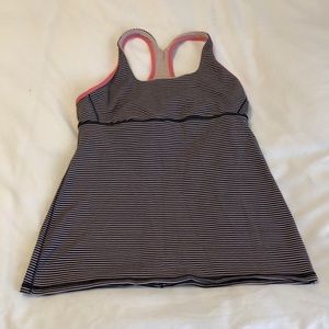 Lululemon workout top